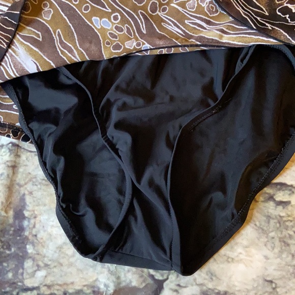 Tropical Escape One Piece Tiered Bathing Suit - Picture 3 of 7